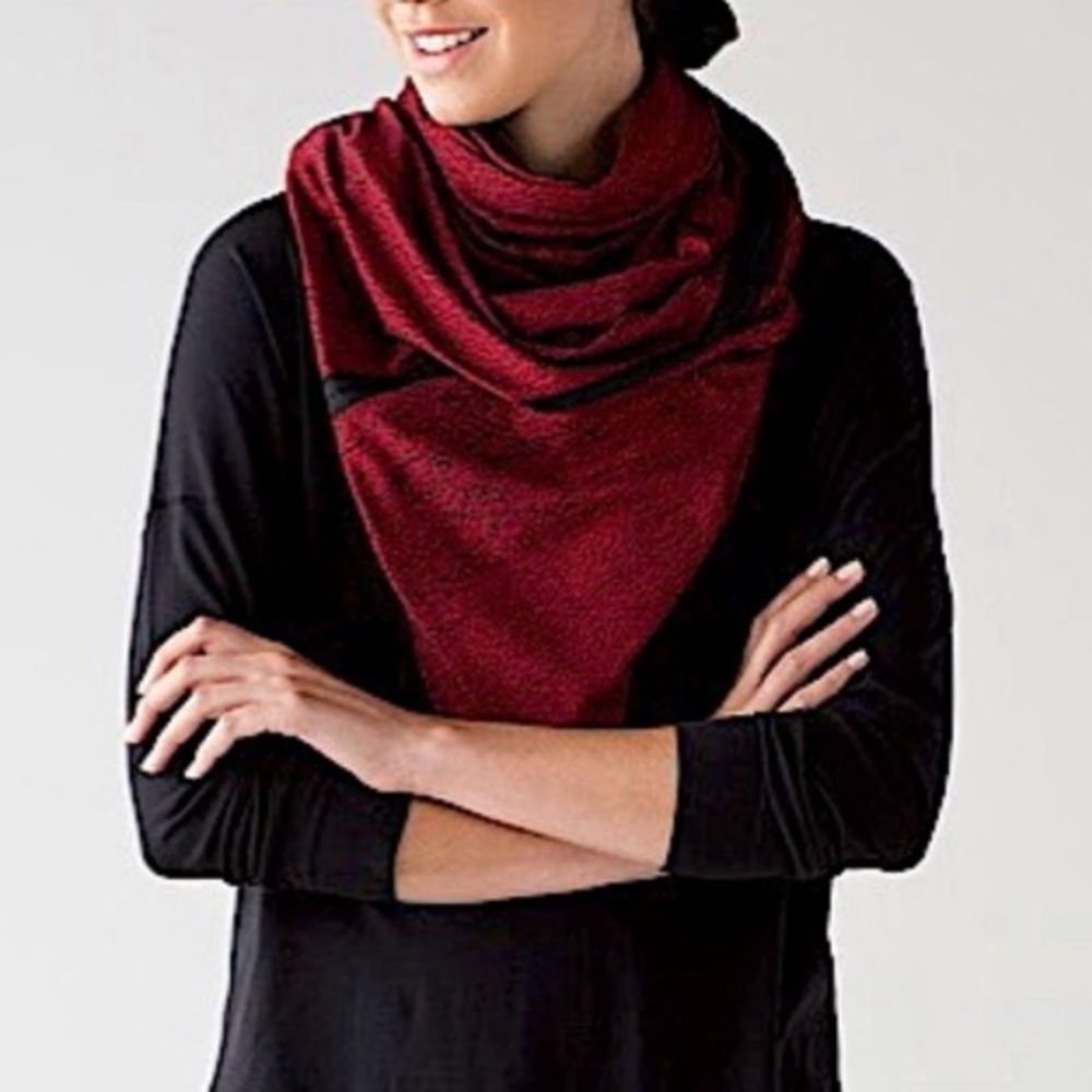 NWT Lululemon Vinyasa Wrap in Running Luon Spray Jacquard True Red Black - Picture 2 of 13